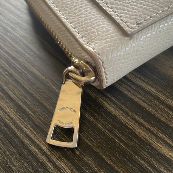 Pre-owned Coach wallet - Picture 2 of 11